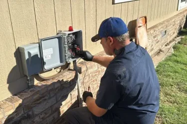 Aerobic septic and control panel service in Crescent, Oklahoma